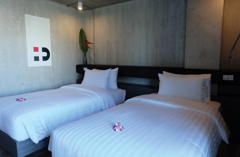 Dsure Hotel Phuket Patong Exterior foto